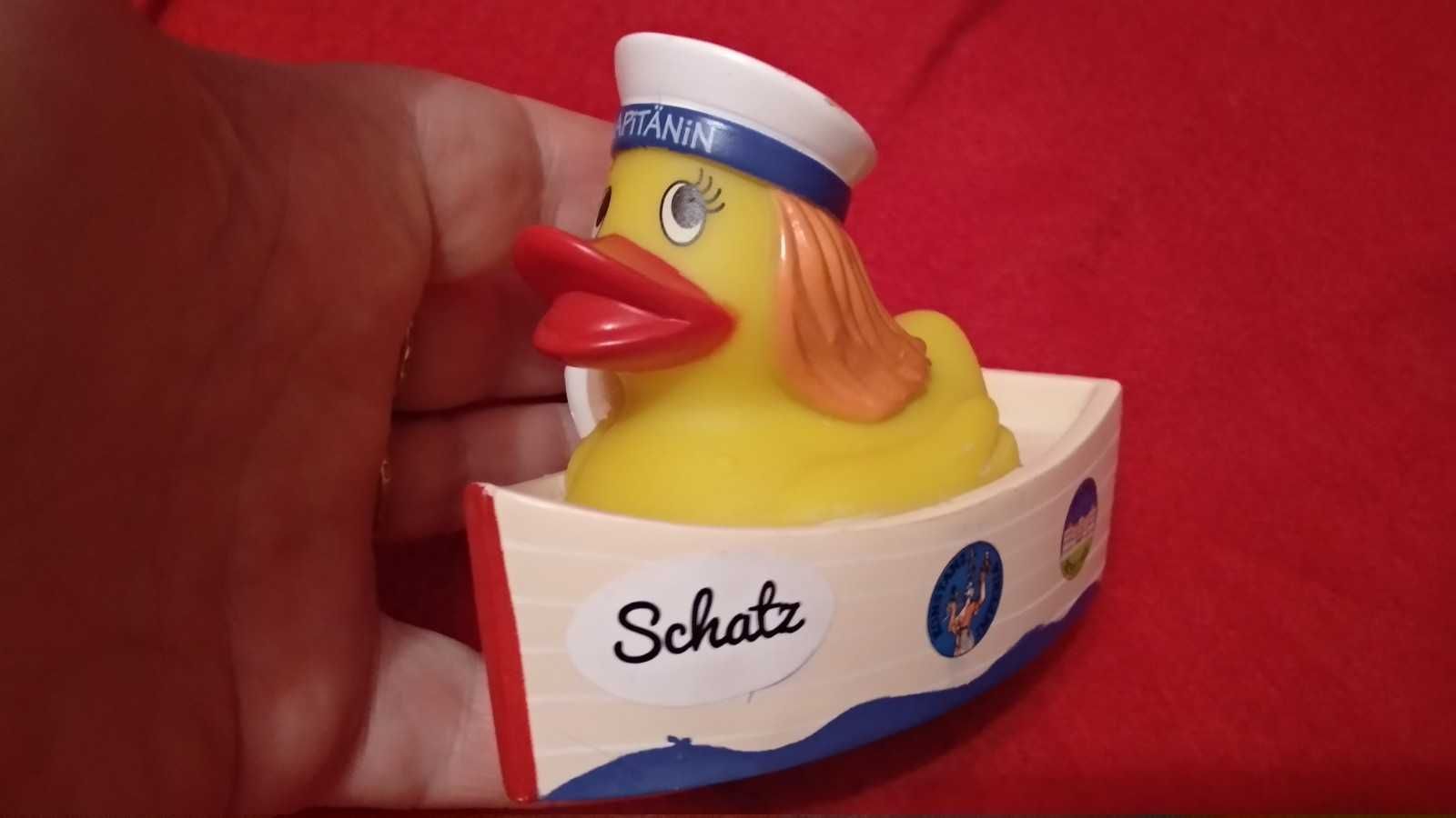 игрушка уточка утка желтая моряк кораблик капитан schatz Германия