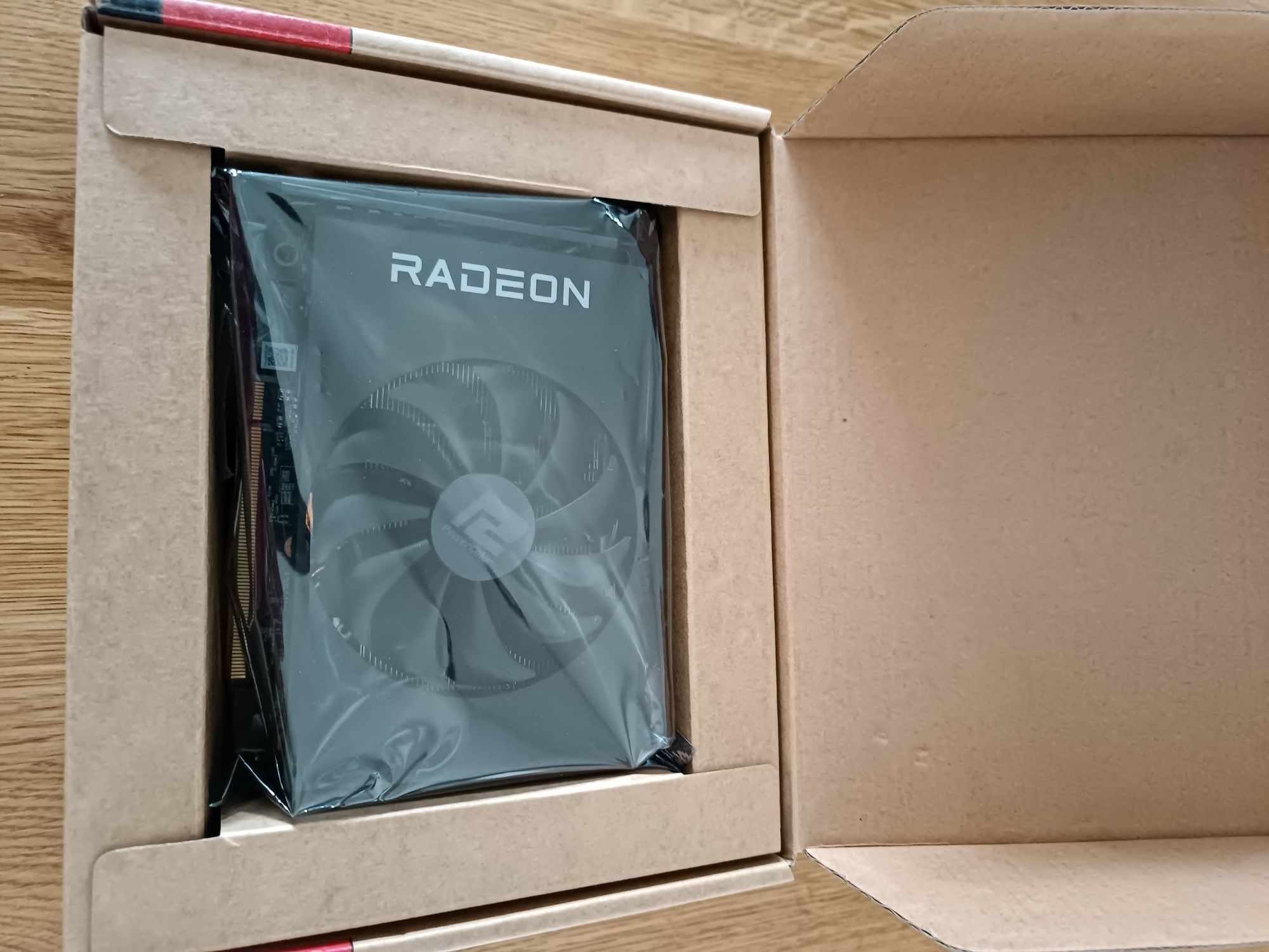 Karta graficzna Radeon RX 6500 XT