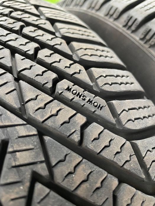 Opony zimowe 205/50 R17 Pirelli Cinturato Winter 2 

Czytaj więcej: h