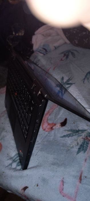 Różne laptopy Dell Lenovo Hp Toshiba