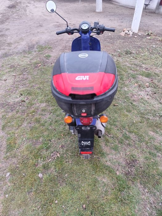 Продам скутер Honda Via