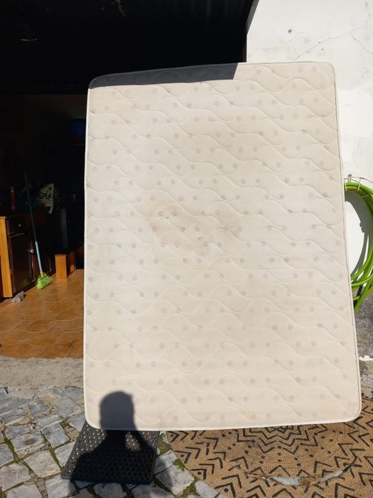 colchão ortopédico usado