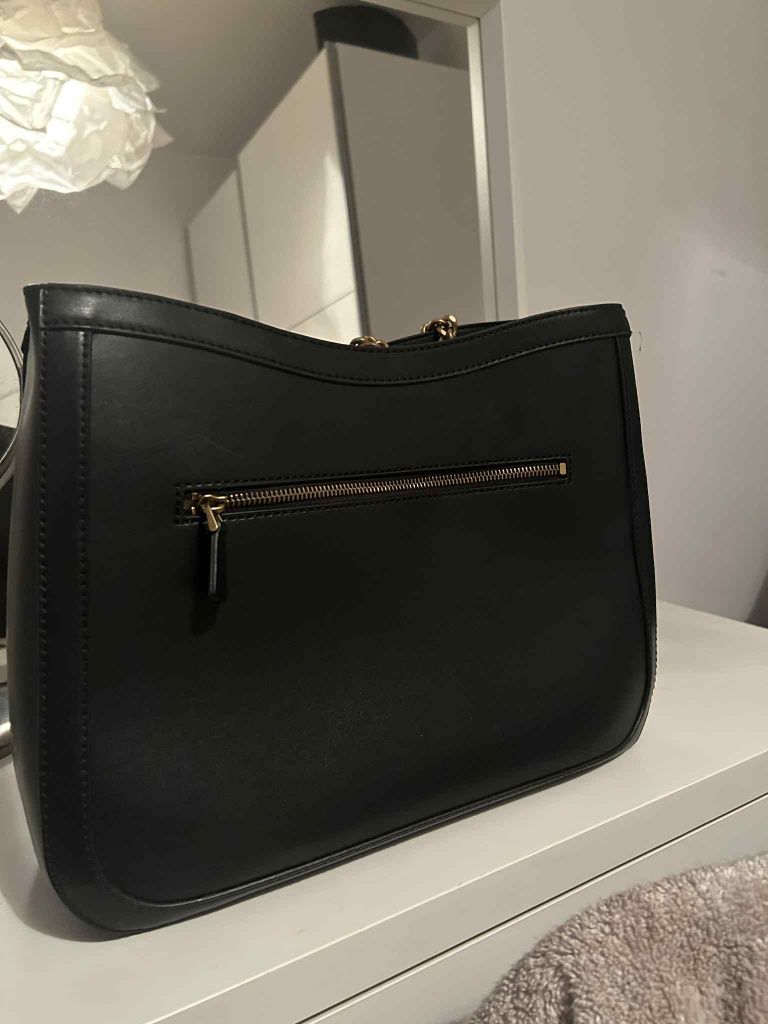 Torebka Guess Shopper