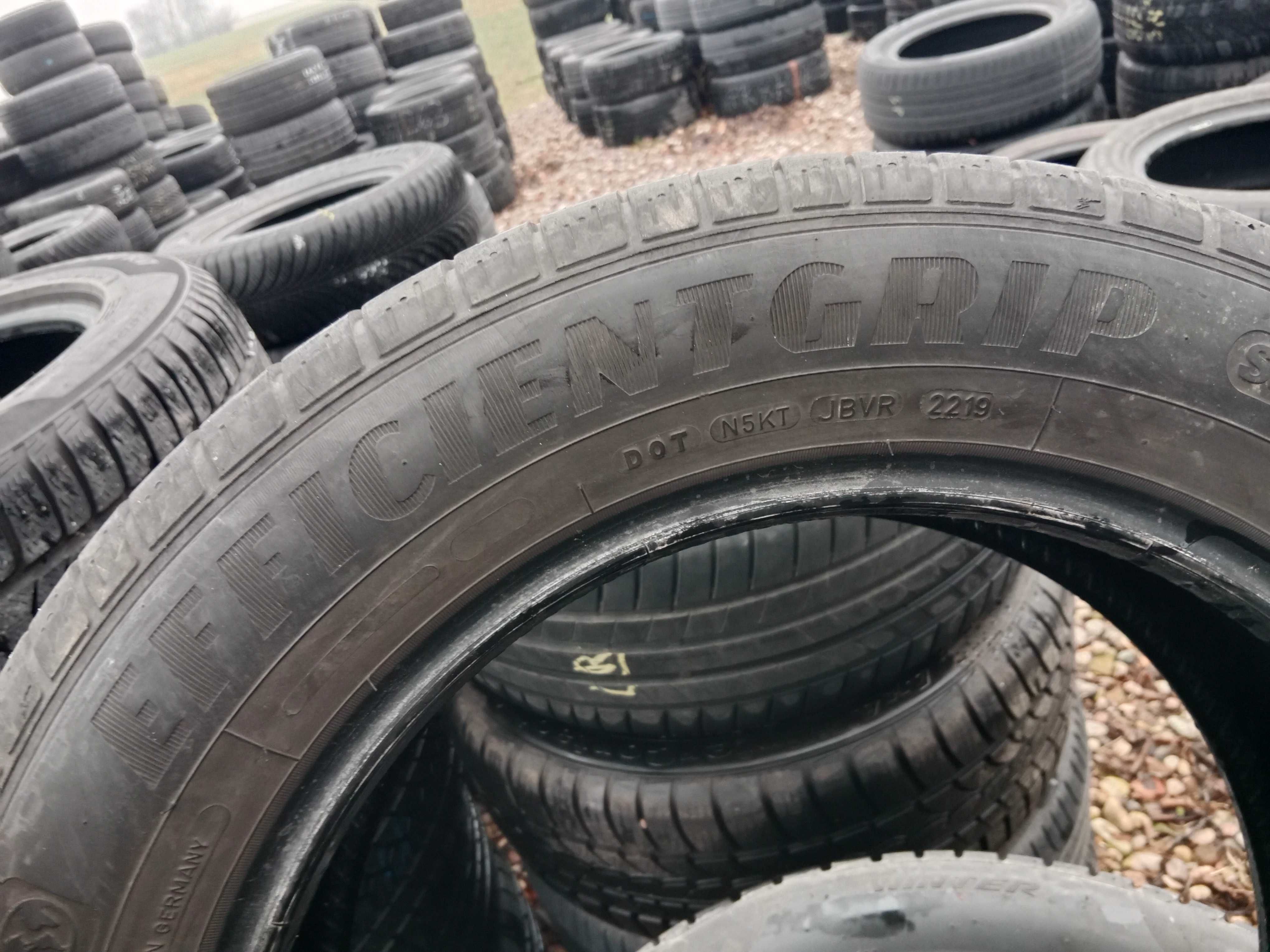 Opona używana 215/60R17 Goodyear Efficientgrip SUV-4x4 1szt.