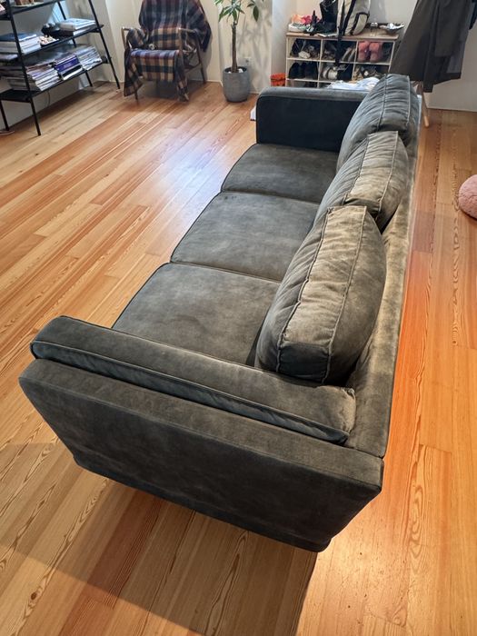 Sofá verde escuro Kinda Poly