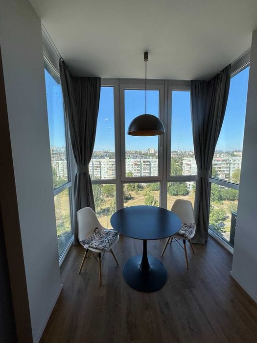 Продам 1 кімнатну квартиру  в житловому   комплексі River Hall