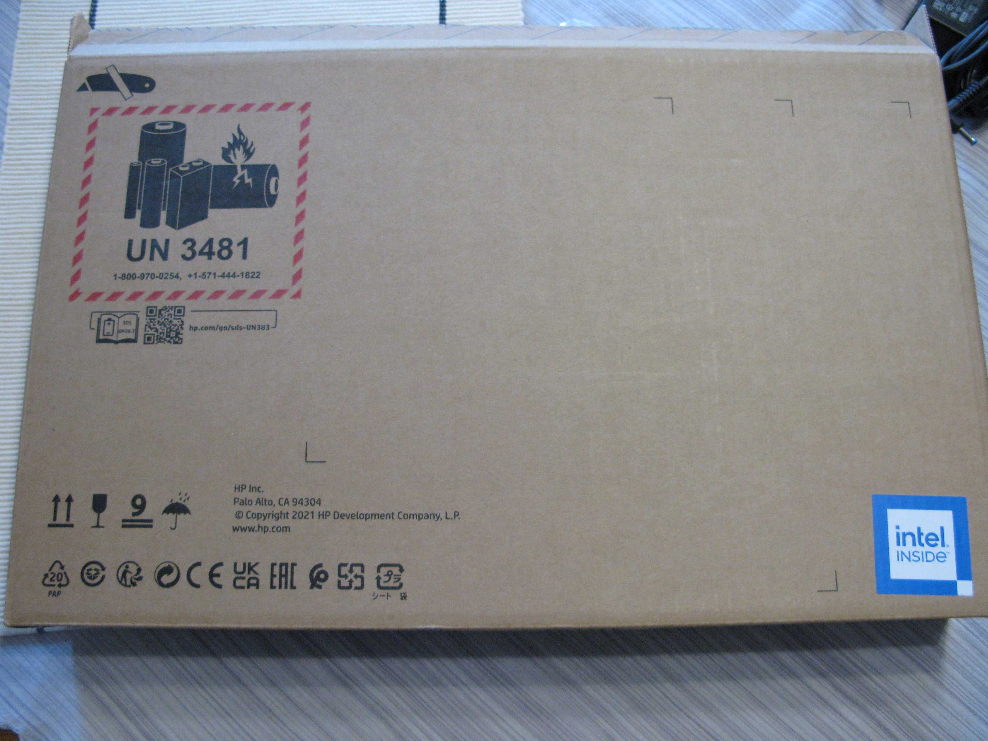 2,5-letni NOTEBOOK HP15- 15,6" ; 8GB ram;256 SSD