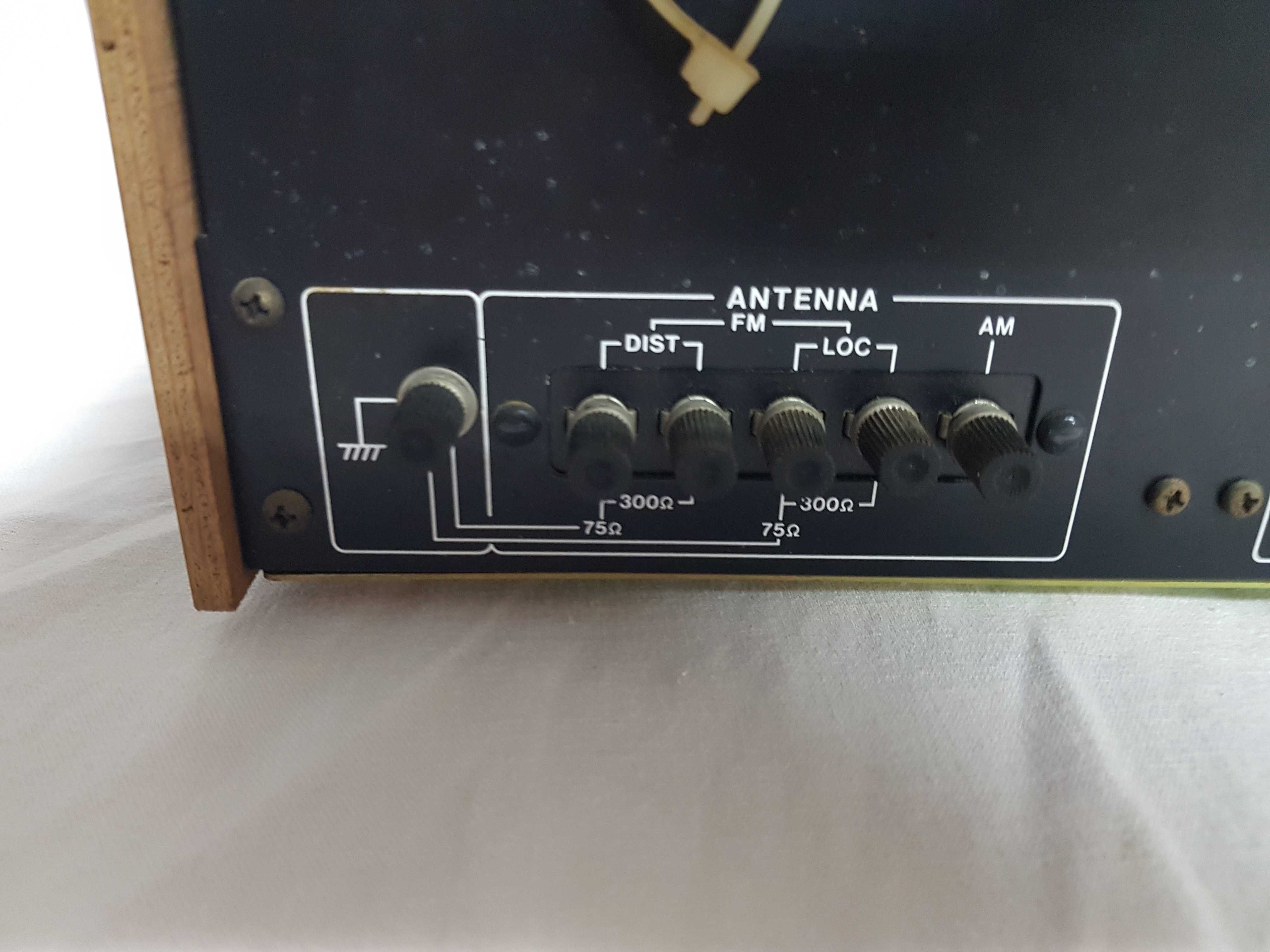 akai-stereo tuner at-2200