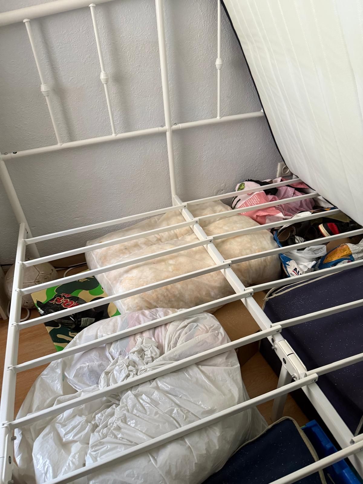 Cama ferro de casal 1.90 mx1.40m c/colchão