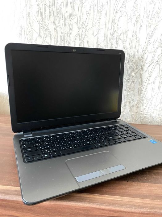 Ноутбук HP 250 G3 (16гб ОЗУ, 226 SSD, Intel I5)