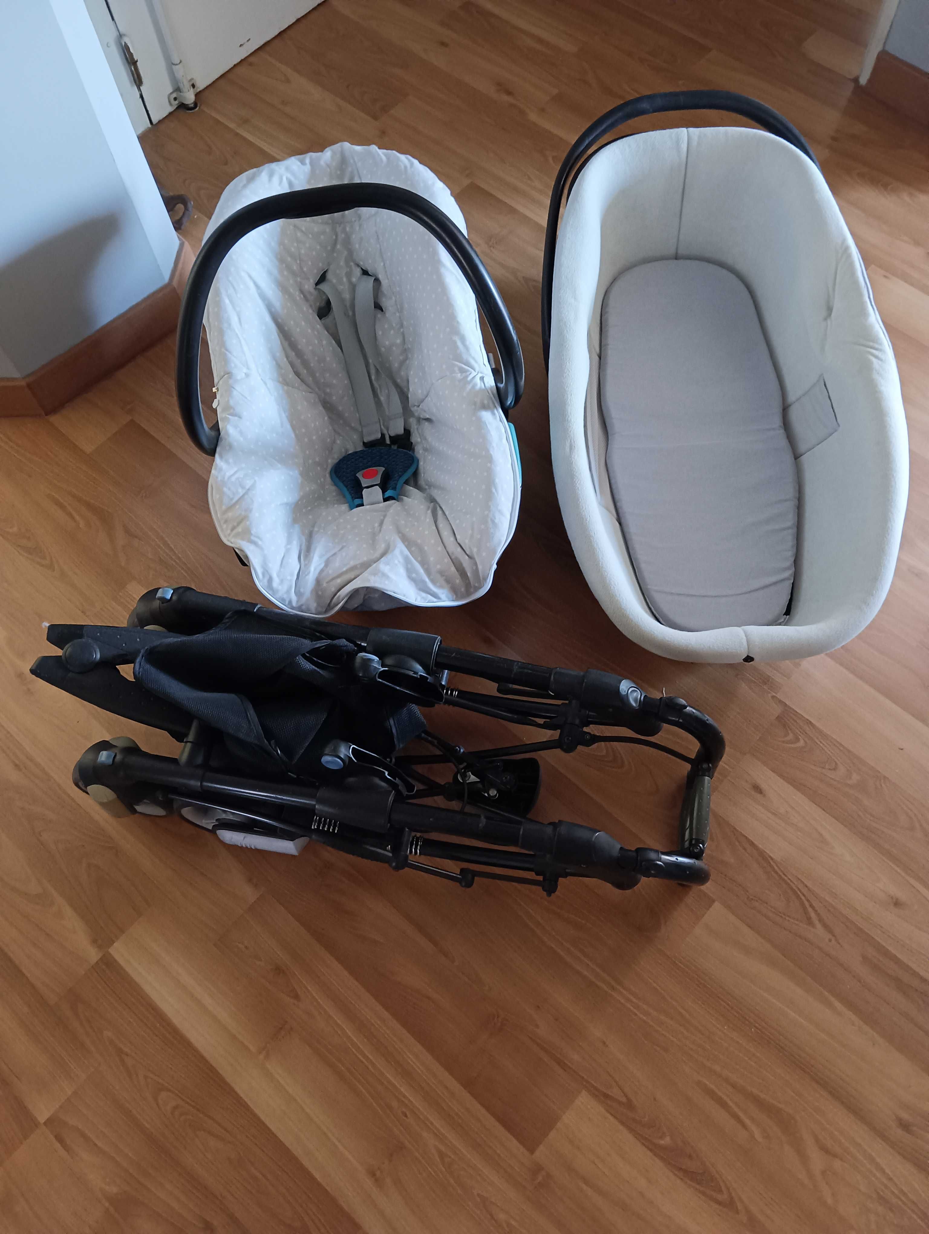 Carrinho bebé compacto trio