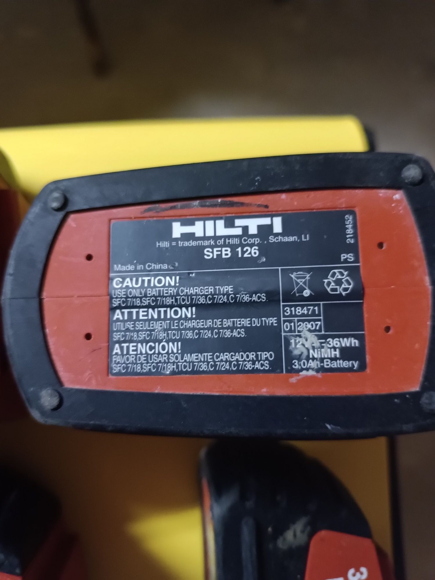 Ładowarka Hilti C 7/24