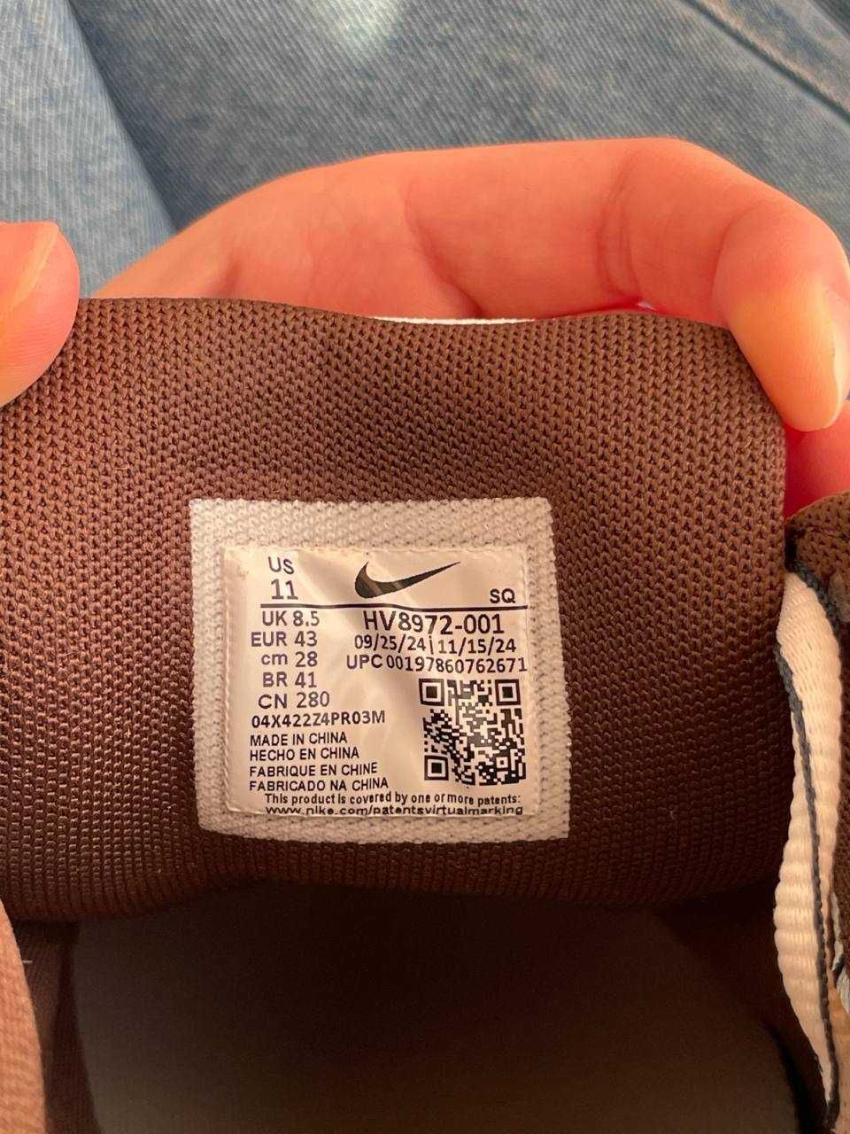 Кросівки оригінальні Nike P-6000 43