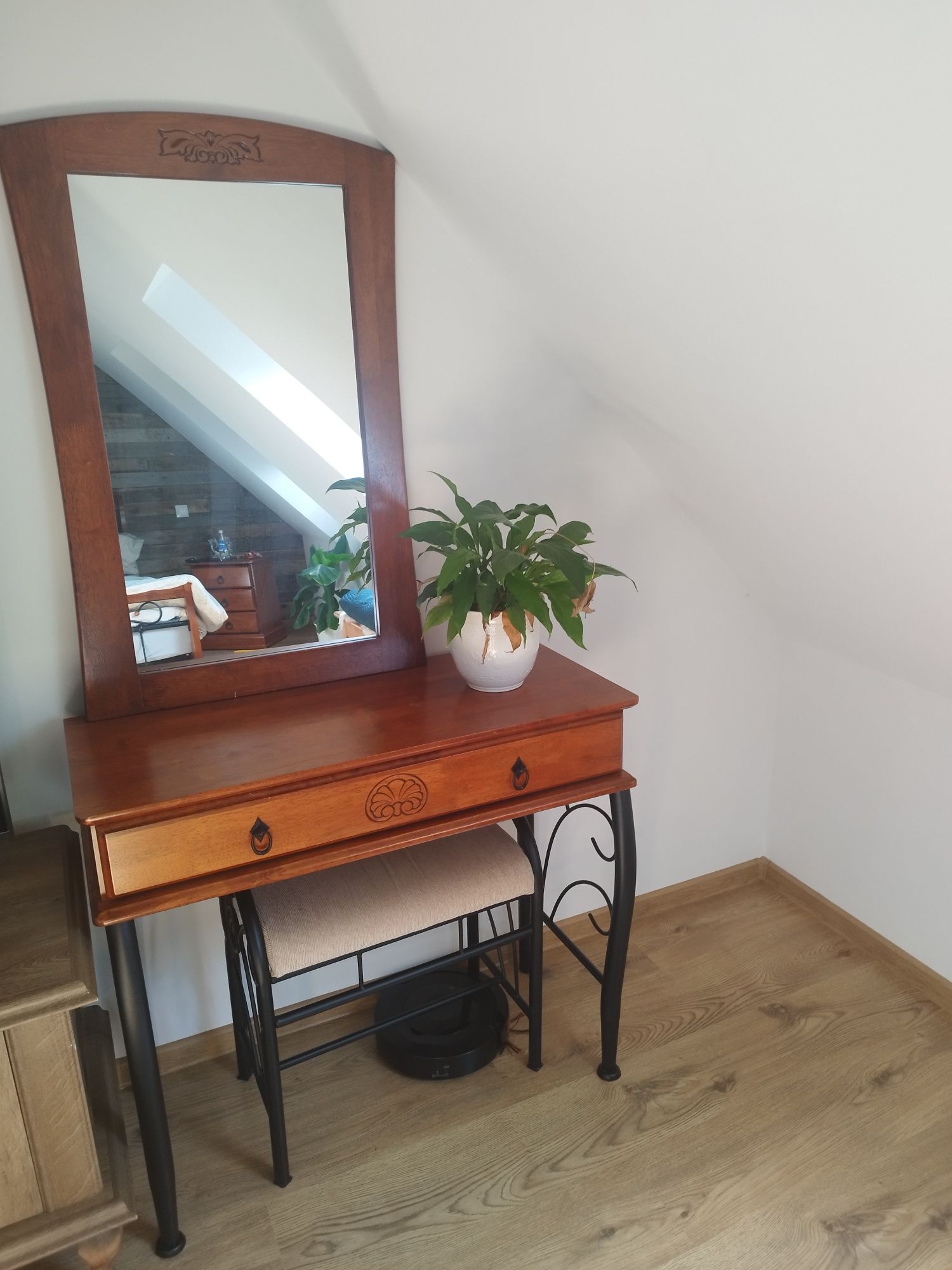 Meble sypialnia zestaw szafa toaletka komoda łóżko 160x200