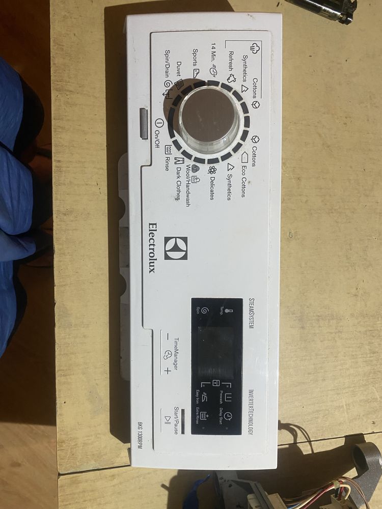 Пральна машинка Electrolux 1300 rpm запчастини