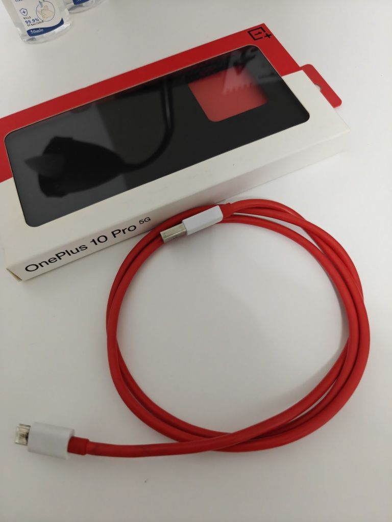 OnePlus 10 Pro (dual-sim)