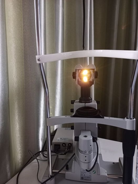 Щілинна лампа Zeiss SL-130