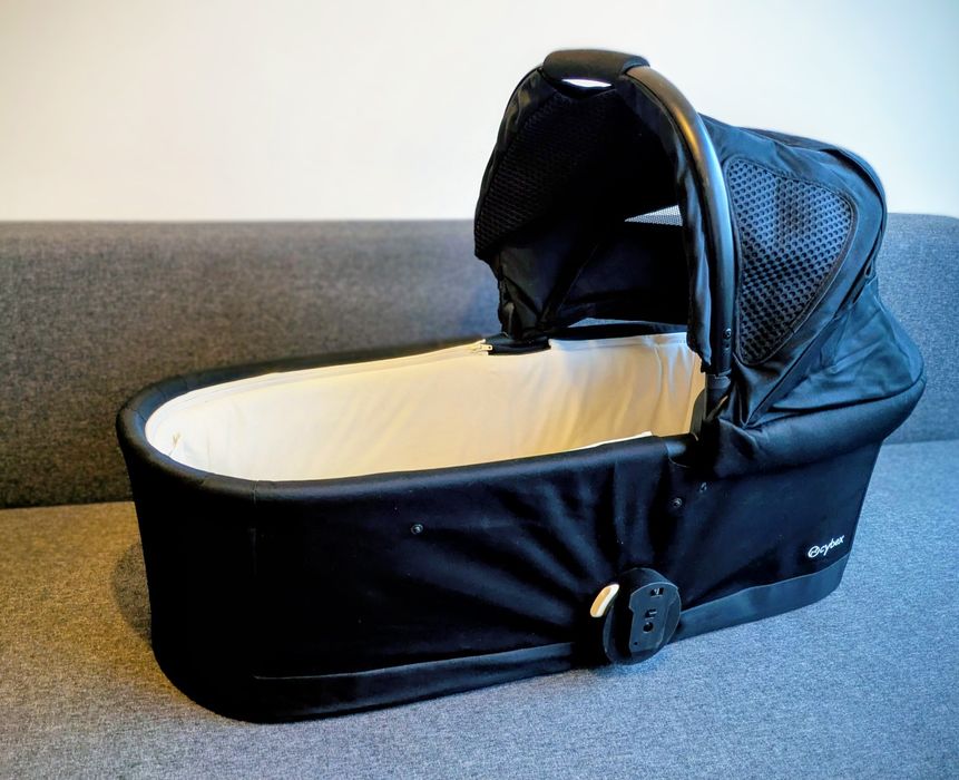 Alcofa CYBEX Cot S + adaptadores para carrinho

(11)
Cot S

(11)
Cot S