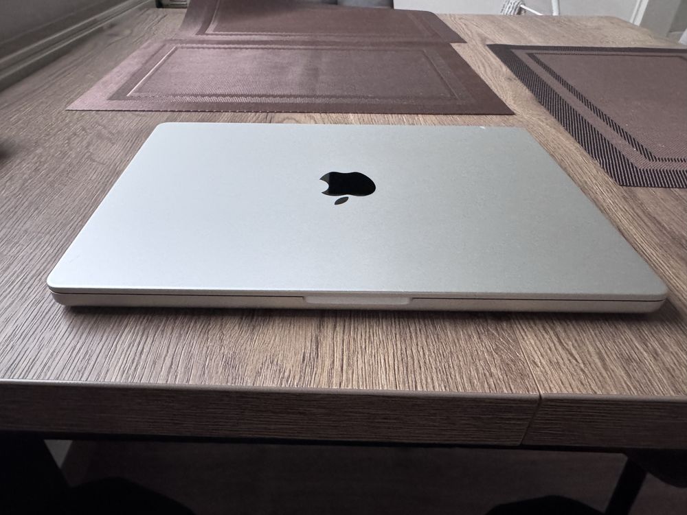 Apple MacBook M1 Pro 14’ 2021, 16GB RAM, 512GB SSD Okazja!