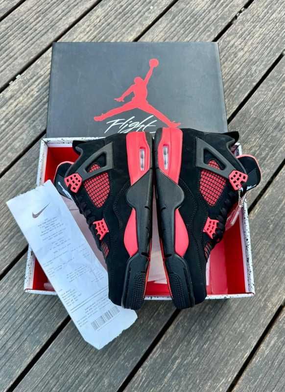 Jordan 4 Retro Red Thunder R.40