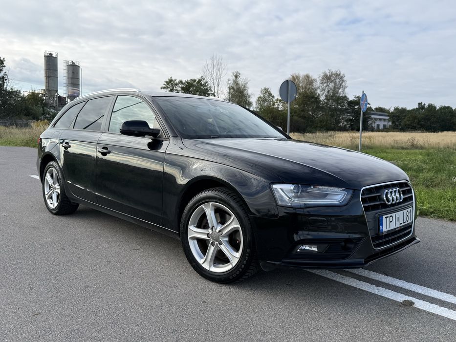 Audi a4 b8 lift 2.0 TDI 2015r. Cala  w orginale , bezwypadkowa