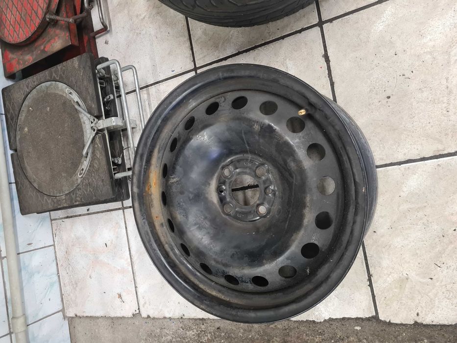 Felgi  Fiat 16" 4x98 tipo punto