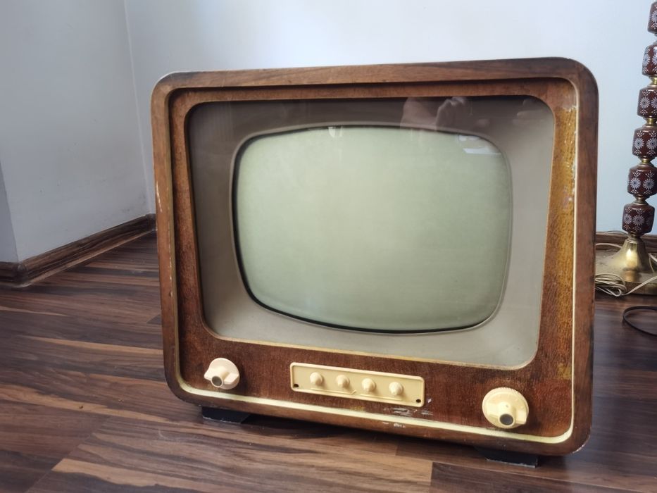 Sprzedam telewizor PRL Szmaragd