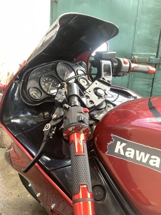 Кавасаки ззр 400 01г