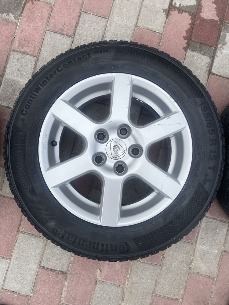 Диски з резиною 15r 5*114.3 Aluett 6.5J ET40