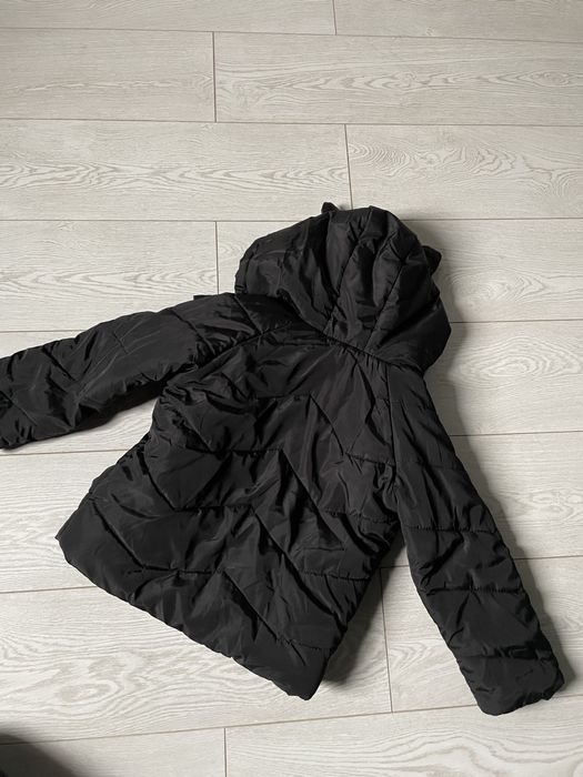 Зимняя куртка в хорошем состоянии