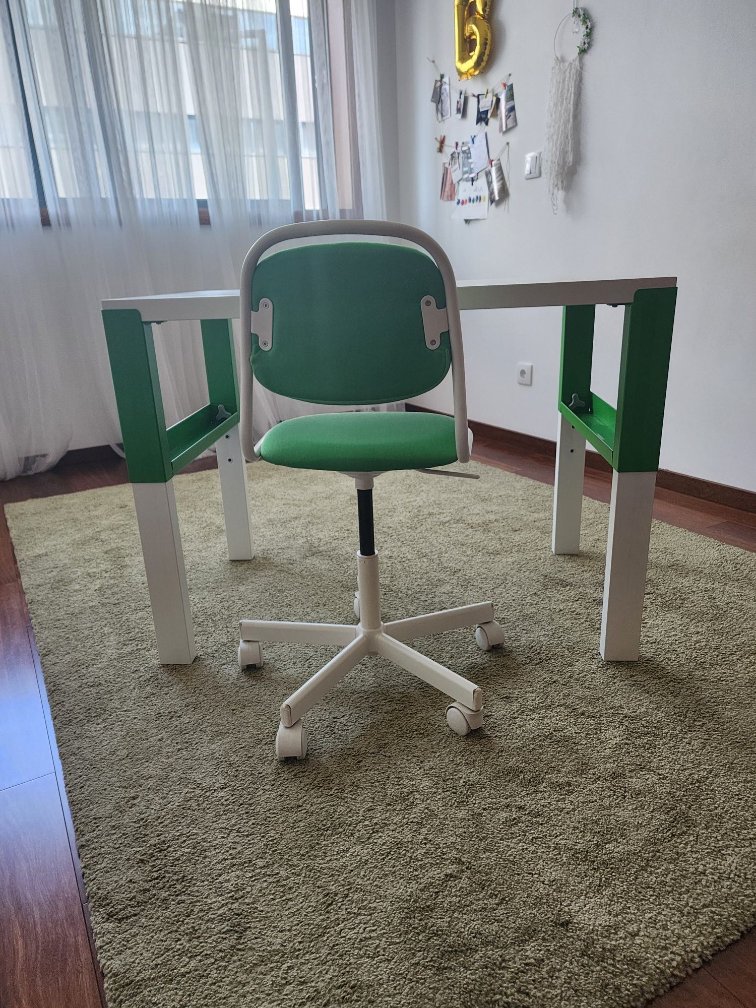 Secretária Ikea PAHL de criança