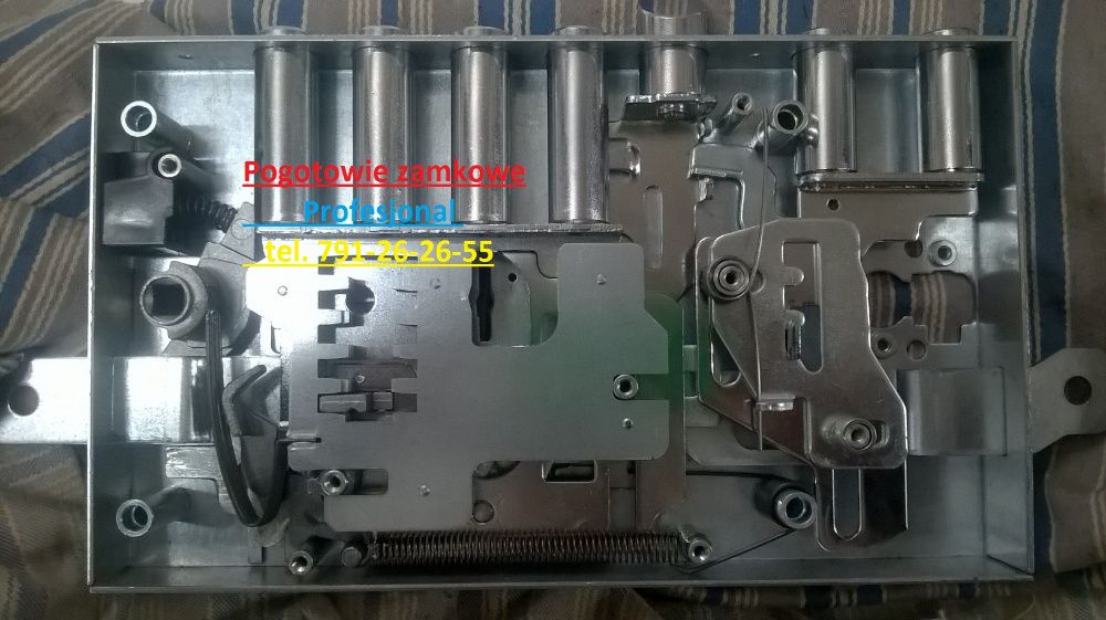 Ślusarz -Zamki Pogotowie zamkowe 24h/7 Warszawa i okolice