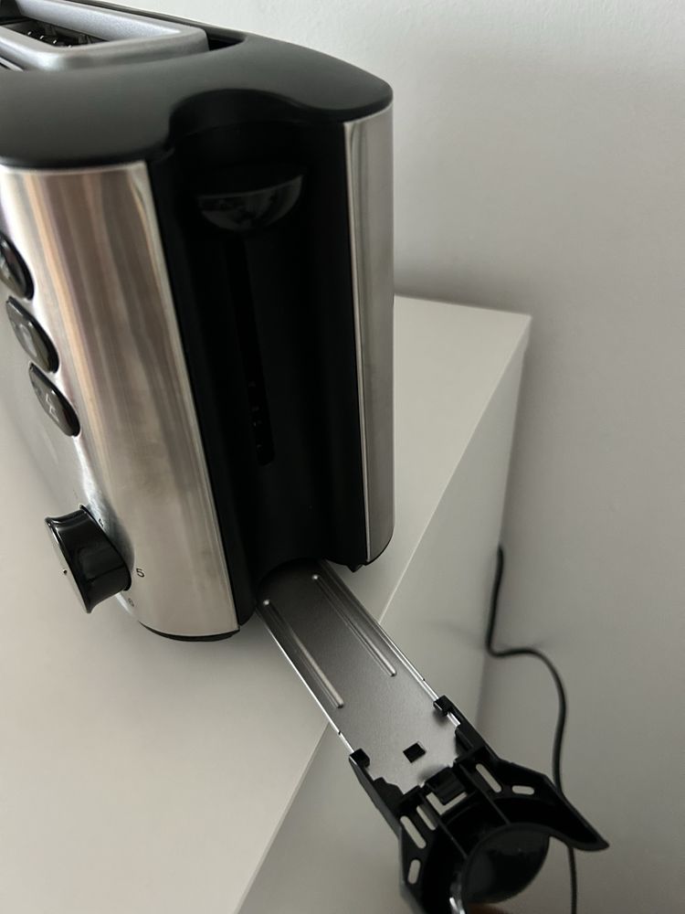 Toster marki Severin 1000W AT2515