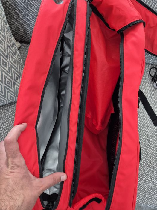 Itens padel para venda (mochilas e raquetes)