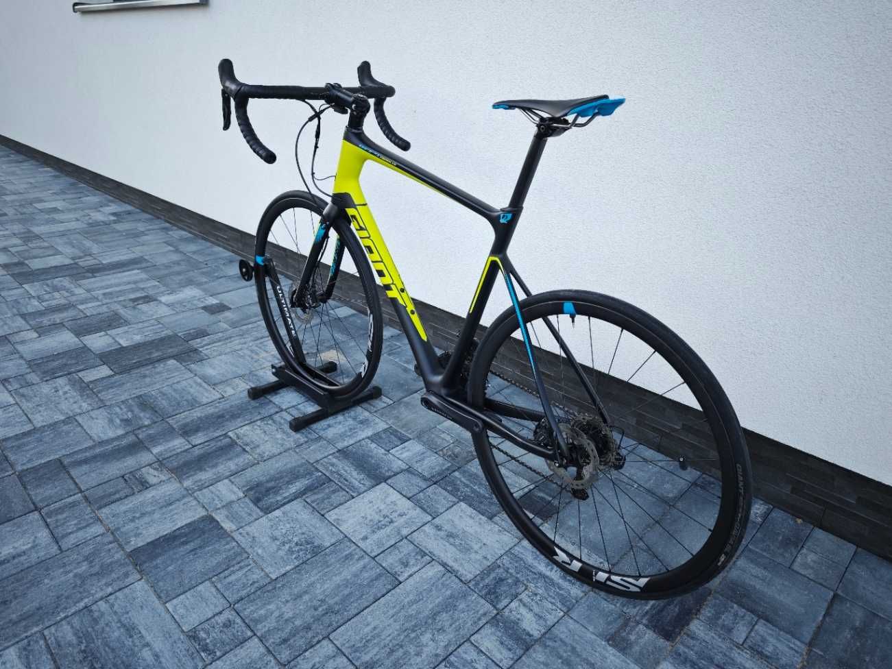 Giant Defy Advanced Pro 0 Shimano Ultegra Di2 Karbon koła "L"