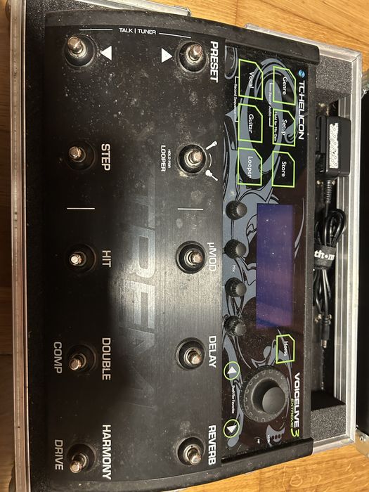TC Helicon VL3X + Case Thon + Switch