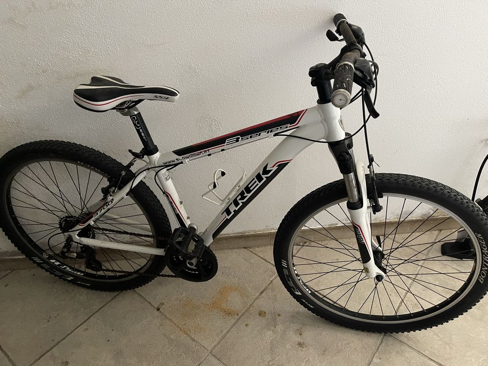 Bicicleta trek em aluminio tamanho S roda 26