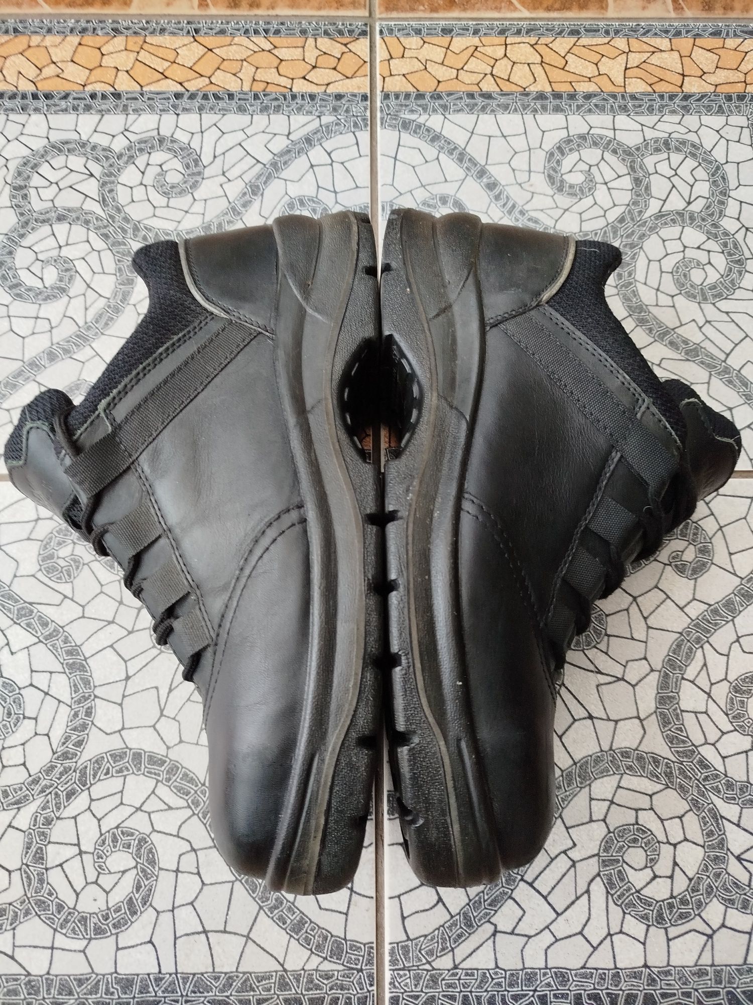 Haix чоловічі робочі черевики gore-tex.