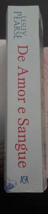 "De Amor e Sangue" - Lesley Pearse