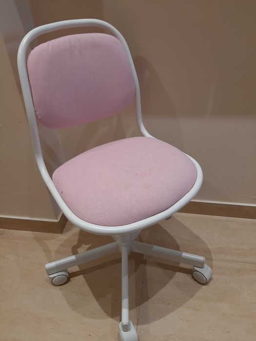 Ikea krzeselko do biurka