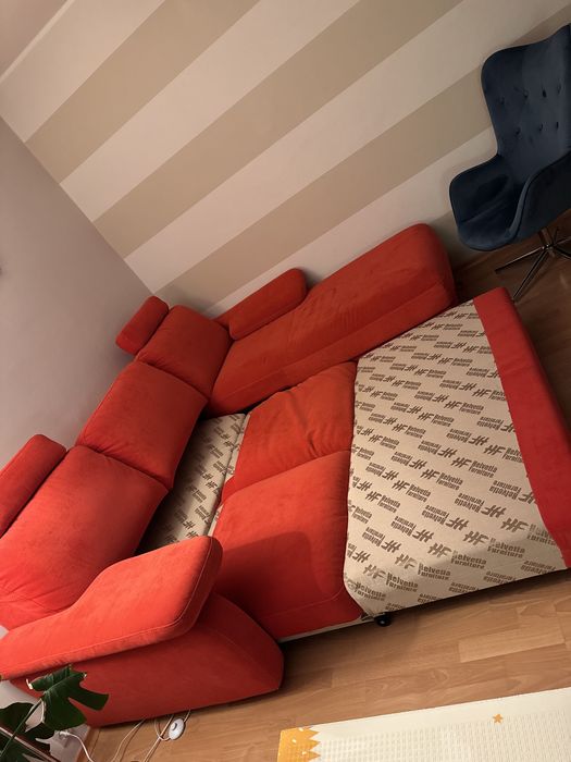 Narożnik Kanapa Czerwona zadbana