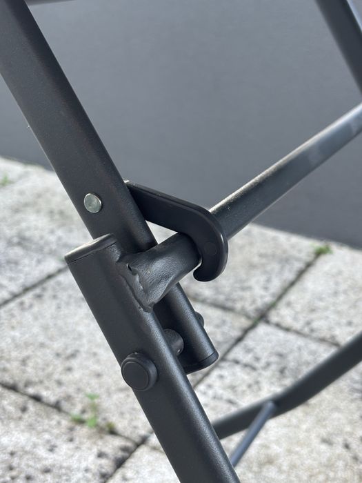 Mesa dobrável para interior ou exterior cinzenta