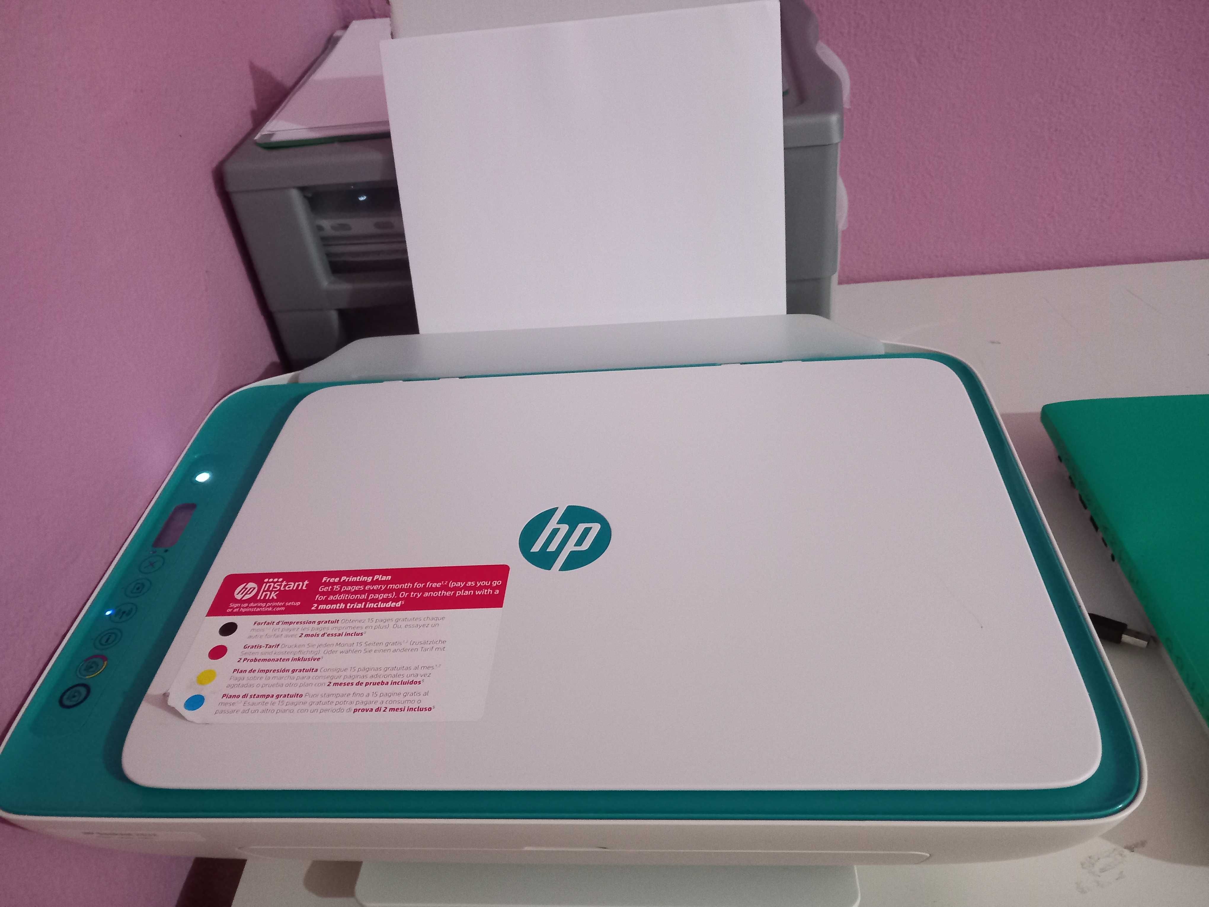 Impressora HP com tinteiros 304