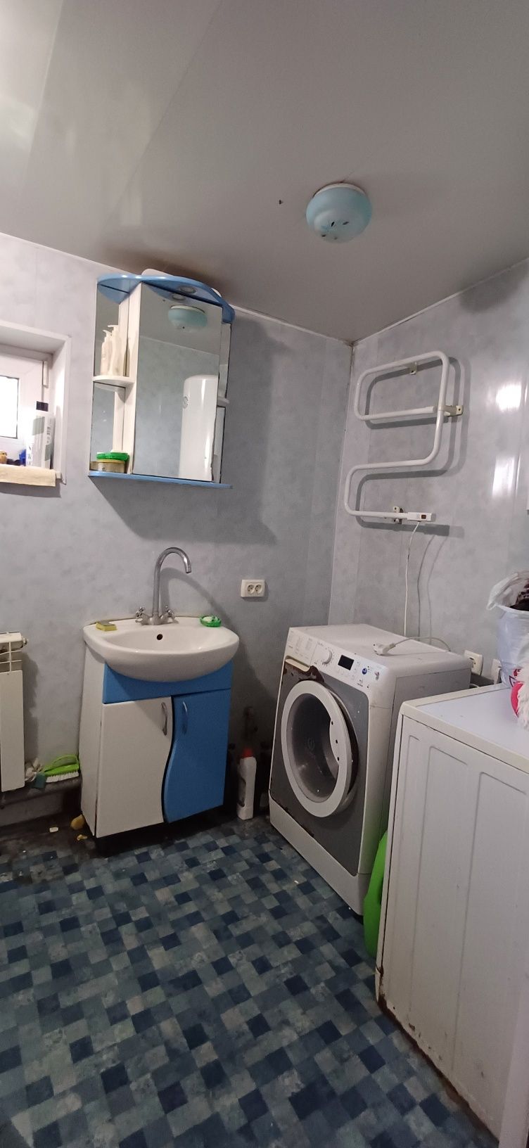 Продам будинок в районі Одеської!!