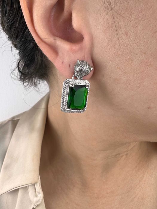 Brincos Luxuosos, Sofisticados e Modernos: A Essência do Glamour