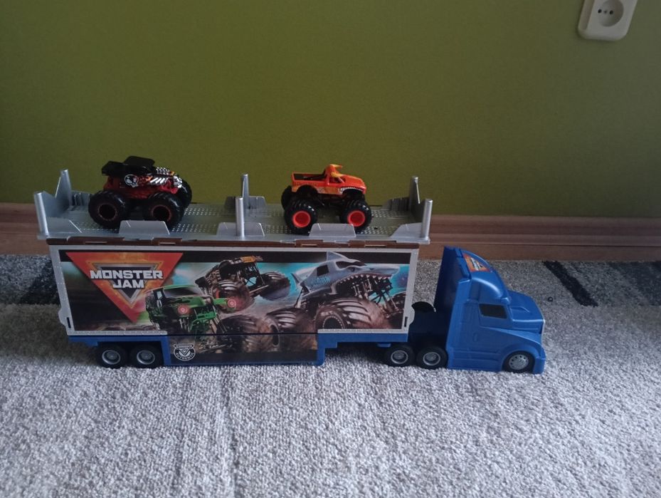 MONSTER jam 2w1 ciężarówka TASFORMUJĄCA hot weels