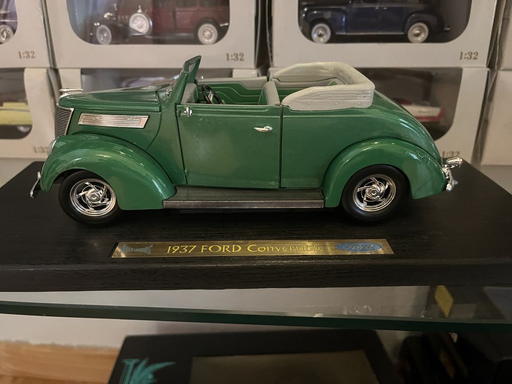 Miniatura Ford 1937 Convertible