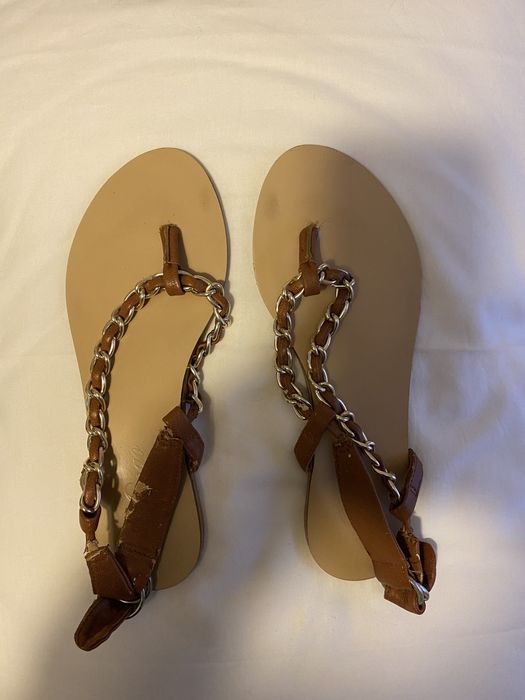 Sandálias rasas beige/castanhas (tamanho 37) - Mango