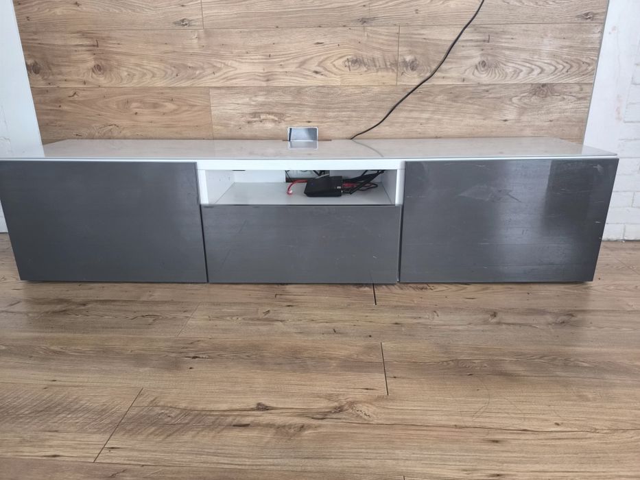Ikea szafka RTV wysoki połysk