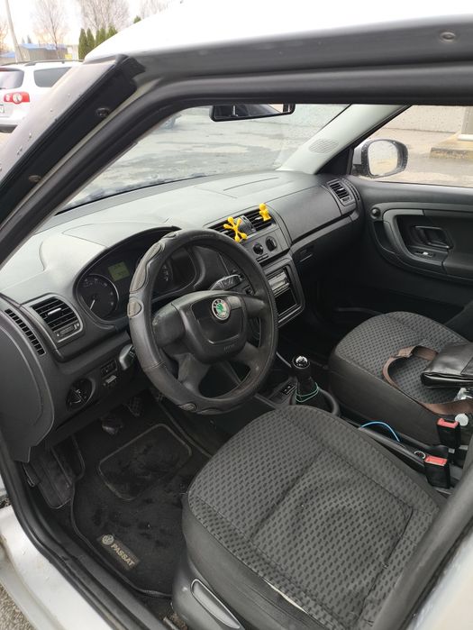 Шкода фабія 1.4 газ бензин